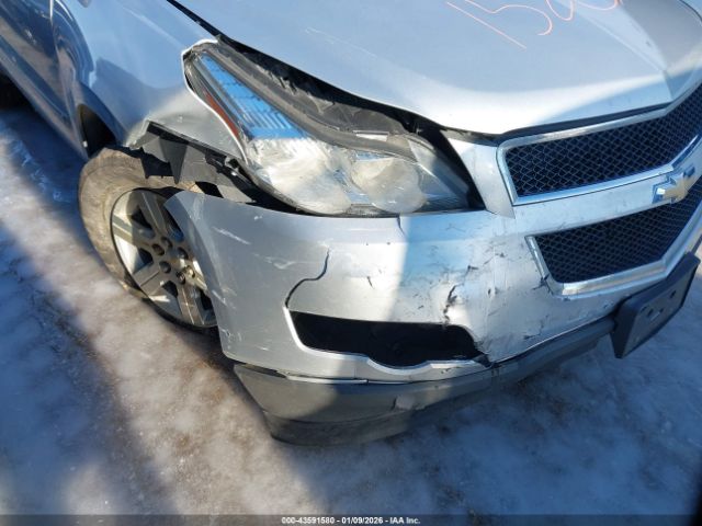 Chevrolet Traverse Lt Image 2