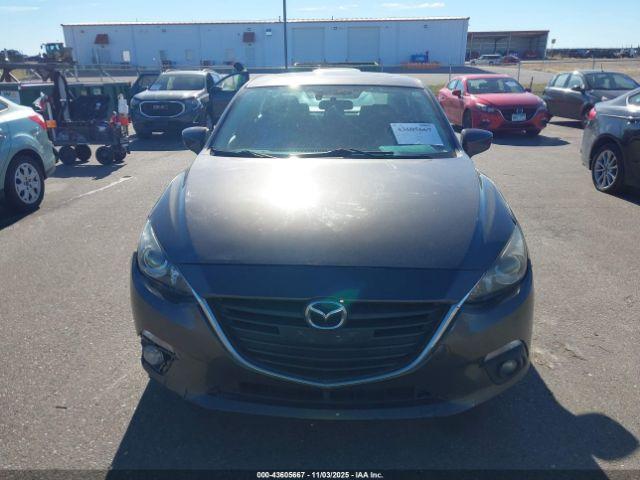 Mazda Mazda3 I Touring Image 11