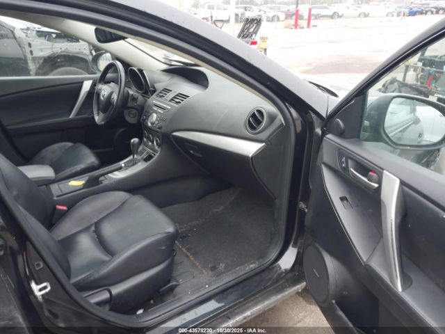 Mazda Mazda3 S Grand Touring Image 3