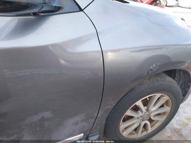 Nissan Pathfinder Sl Image 2