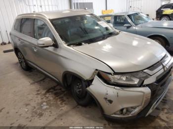  Salvage Mitsubishi Outlander