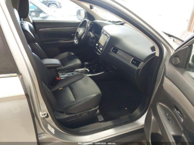 Mitsubishi Outlander Sel 2.4 Image 17