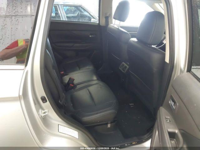 Mitsubishi Outlander Sel 2.4 Image 6