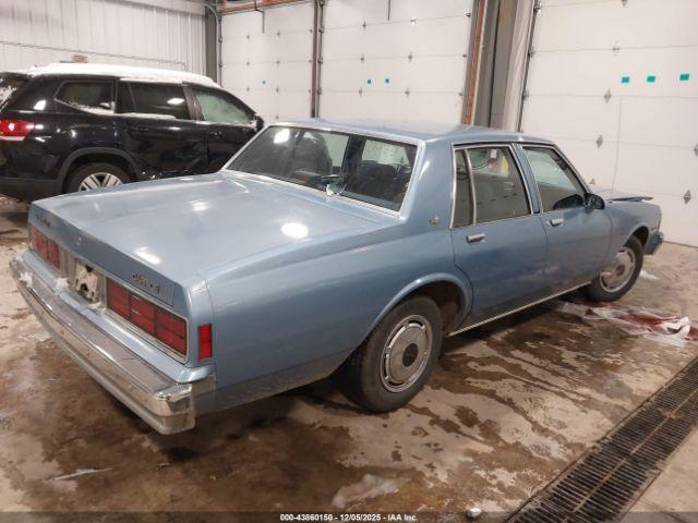 Chevrolet Caprice Image 10