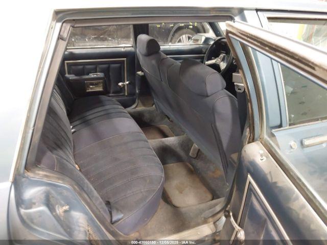 Chevrolet Caprice Image 5