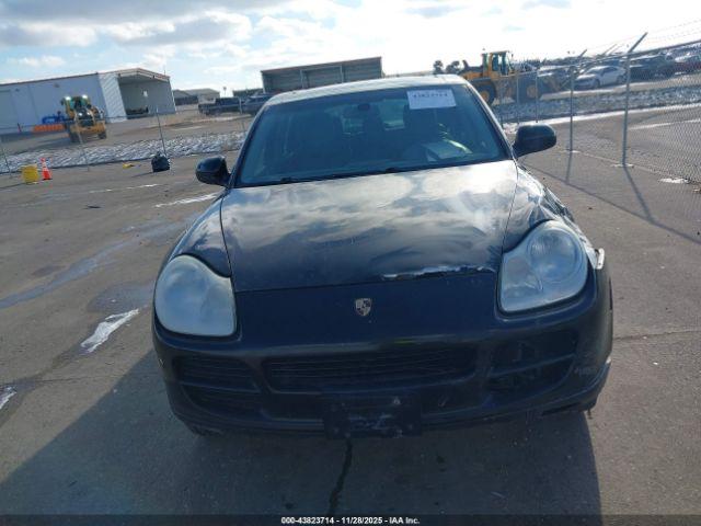 Porsche Cayenne V6 Image 2