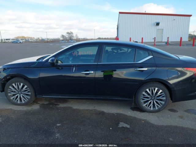 Nissan Altima Sv Fwd Image 16