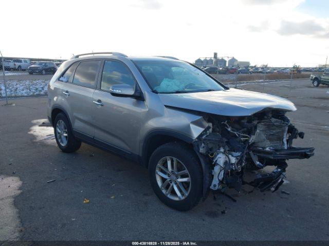  Salvage Kia Sorento