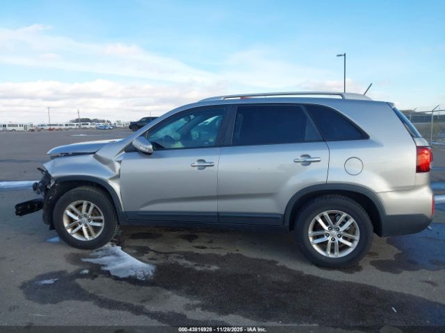 Kia Sorento Lx Image 8