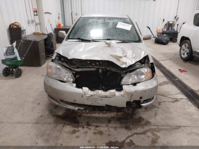 Toyota Corolla Le Image 4