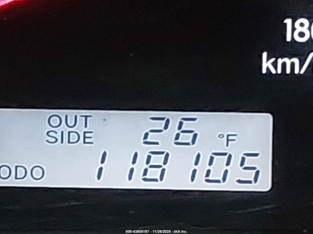 Toyota Corolla Le Image 16