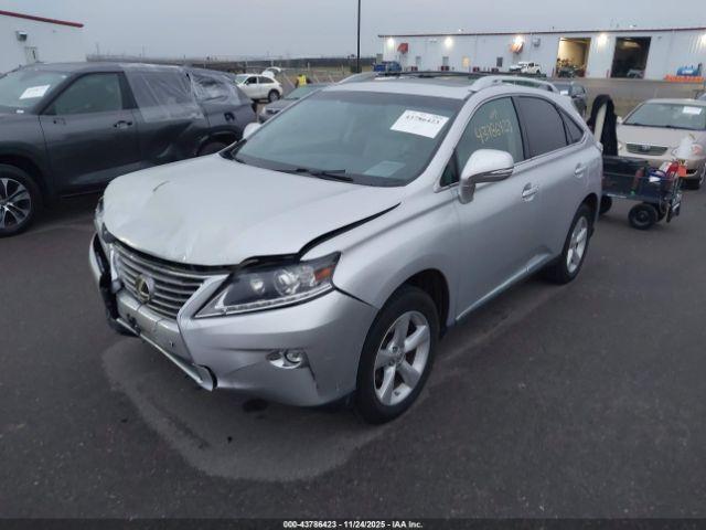 Lexus RX Image 17