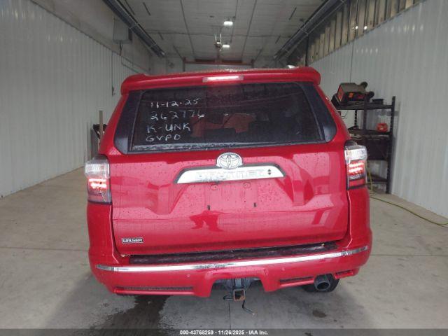 Toyota 4Runner Limited Image 7