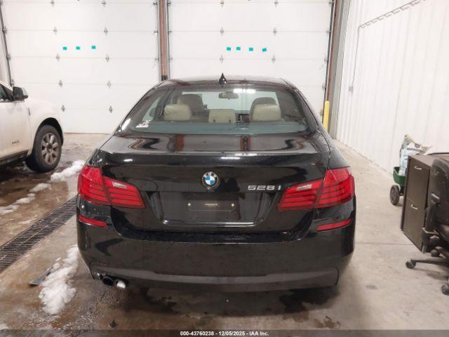 BMW 5 Series Image 11