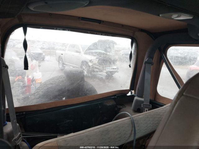 Jeep Wrangler Se Image 2