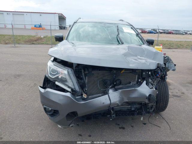 Nissan Pathfinder Sl 4wd Image 14