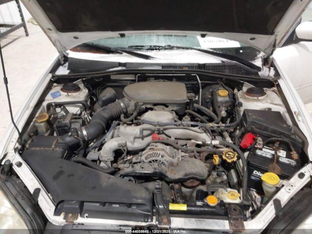 Subaru Legacy 2.5i Limited Image 9