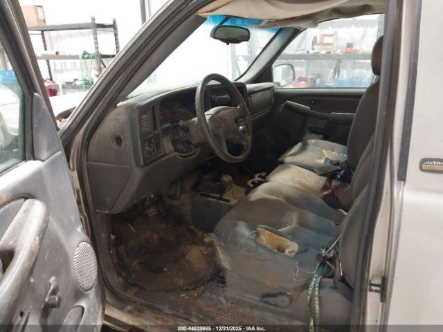 Chevrolet Silverado 1500 Work Truck Image 7