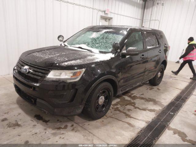 Ford Utility Police Intercepto Image 3