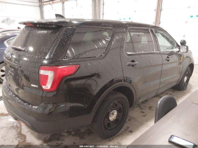 Ford Utility Police Intercepto Image 7