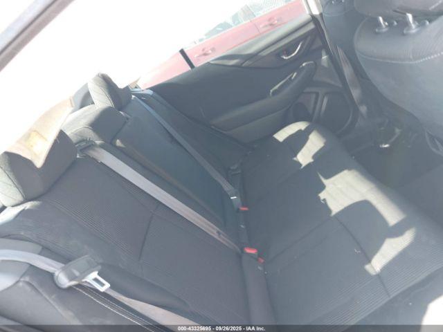 Subaru Legacy Premium Image 7