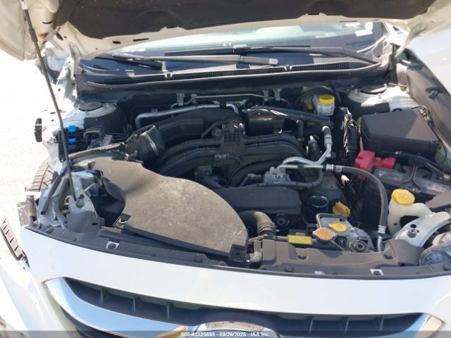 Subaru Legacy Premium Image 12