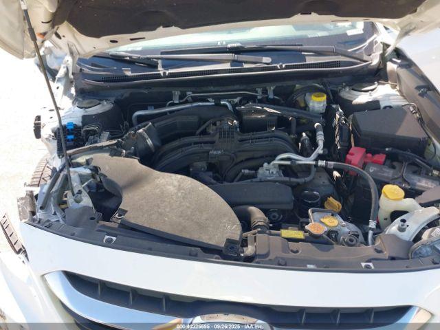 Subaru Legacy Premium Image 12