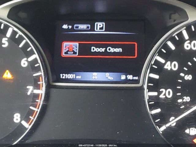 Nissan Pathfinder Sl Image 3