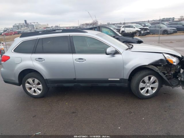 Subaru Outback 2.5i Premium Image 12