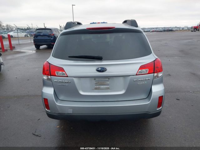 Subaru Outback 2.5i Premium Image 15