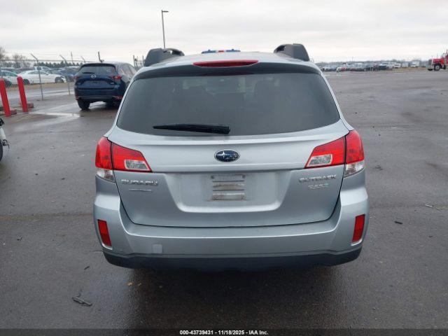 Subaru Outback 2.5i Premium Image 15