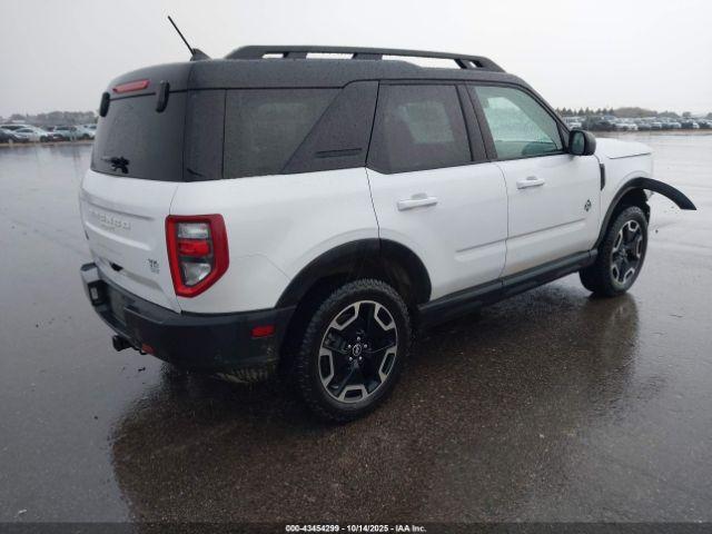 Ford Bronco Outer Banks Image 4