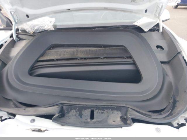 Tesla Model Y Image 13