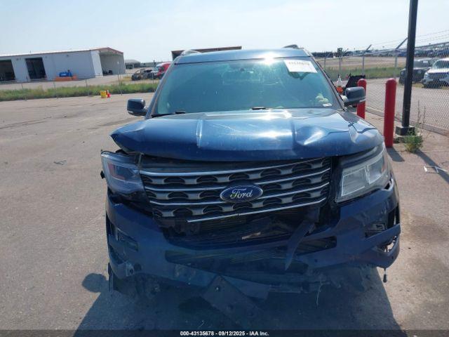 Ford Explorer Xlt Image 4