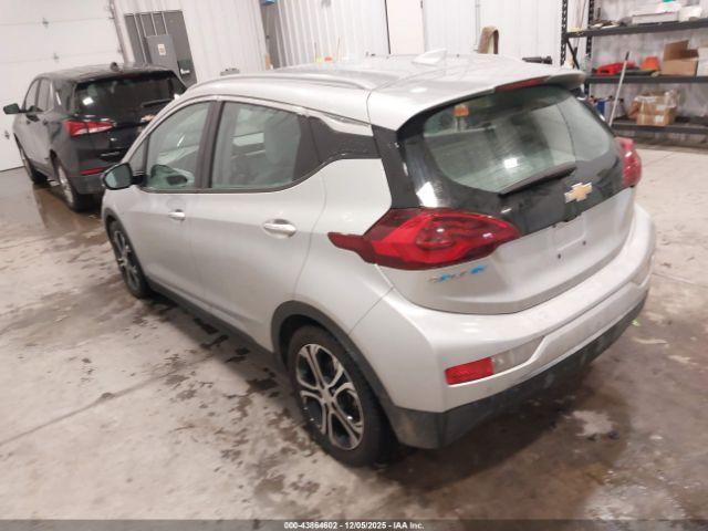 Chevrolet Bolt Premier Image 4