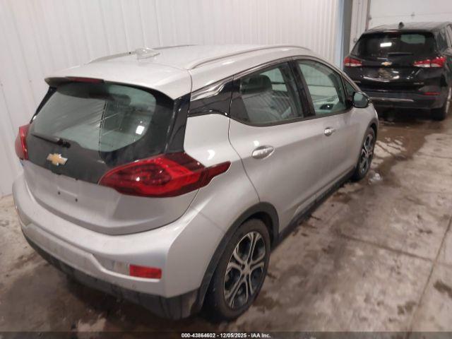 Chevrolet Bolt Premier Image 6