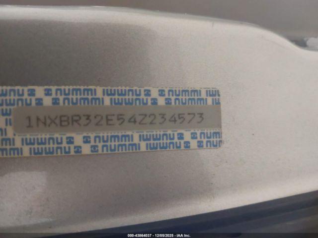 Toyota Corolla Le Image 12