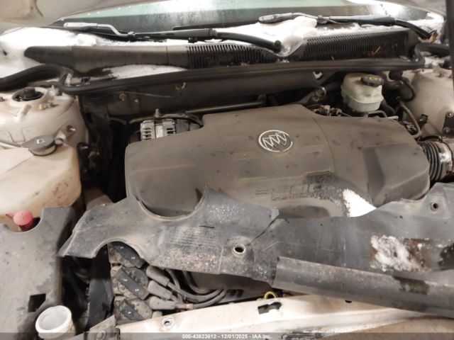 Buick Lucerne Cxl Image 16