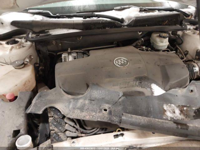 Buick Lucerne Cxl Image 16