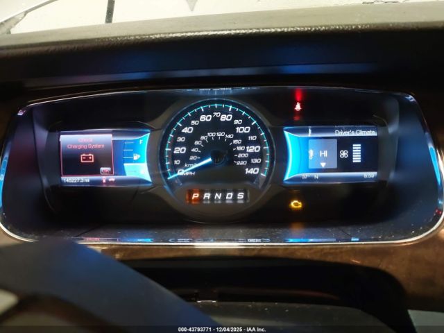 Ford Taurus Limited Image 8