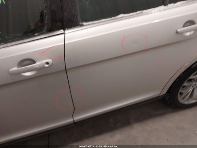 Ford Taurus Limited Image 2