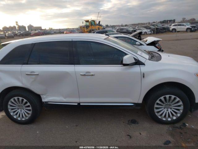 Lincoln MKX Image 10