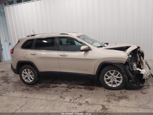 Jeep Cherokee Latitude Image 15
