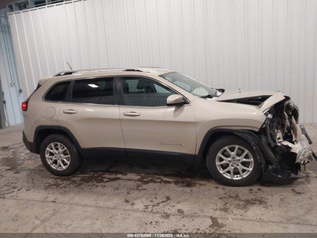 Jeep Cherokee Latitude Image 15