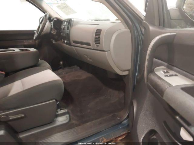 Chevrolet Silverado 1500 Ls Image 10