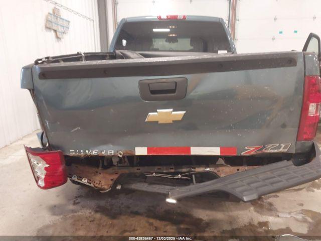 Chevrolet Silverado 1500 Ls Image 4