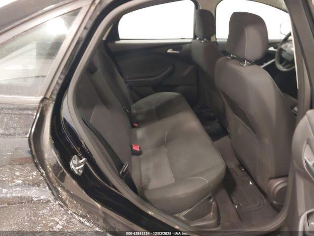 Ford Focus Se Image 15