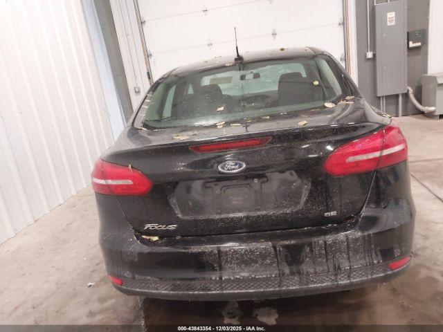 Ford Focus Se Image 11