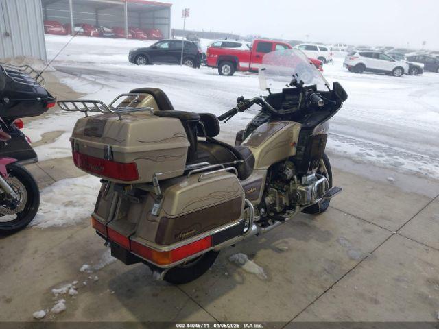 Honda Gl1200 A Image 7