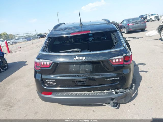 Jeep Compass Limited 4x4 Image 6